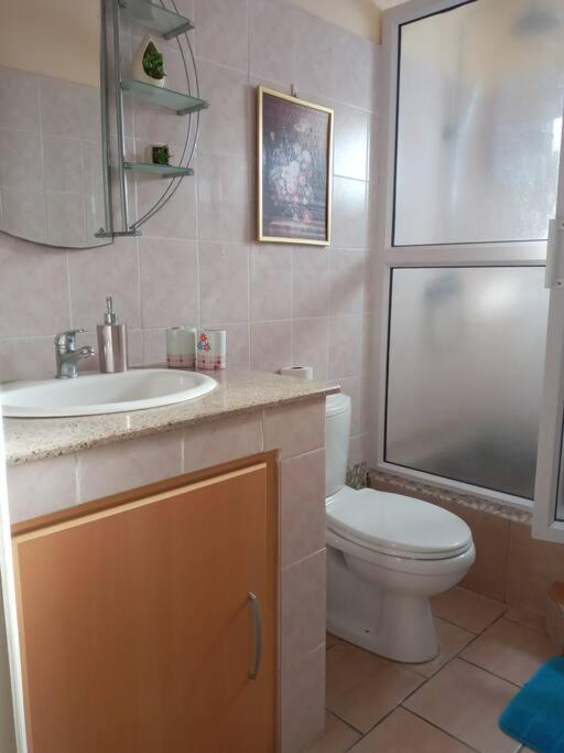 Sunshine Luxurious Villa:4 Mins Walk From Beach Flic en Flac Exterior photo