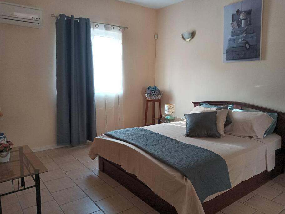Sunshine Luxurious Villa:4 Mins Walk From Beach Flic en Flac Exterior photo