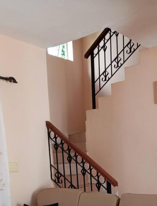 Sunshine Luxurious Villa:4 Mins Walk From Beach Flic en Flac Exterior photo